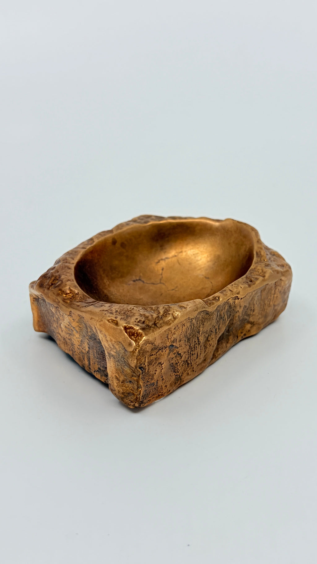 Bronze bowl by Monique Gerber