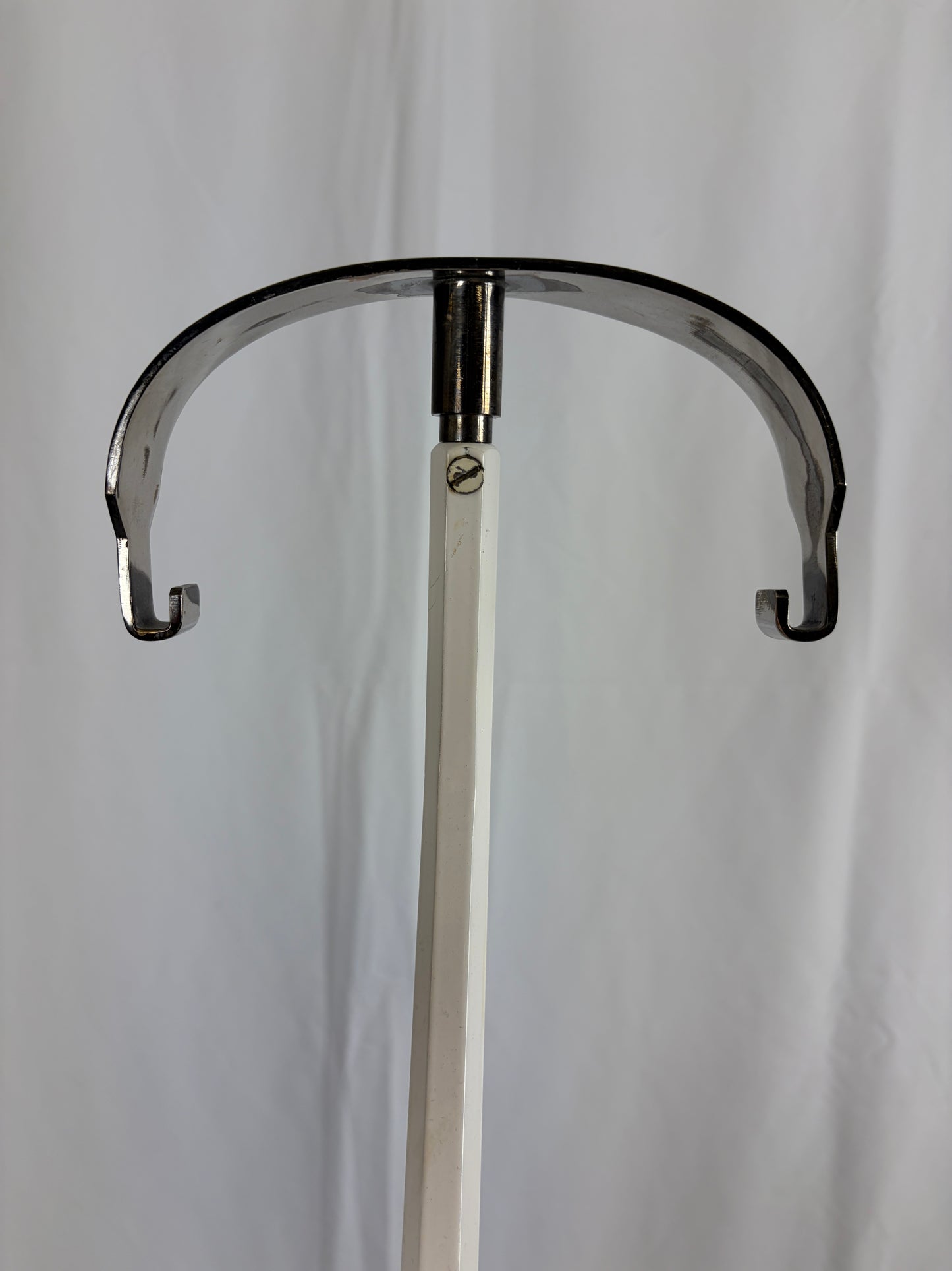 Garderobenständer Erato vom Studio BBPR