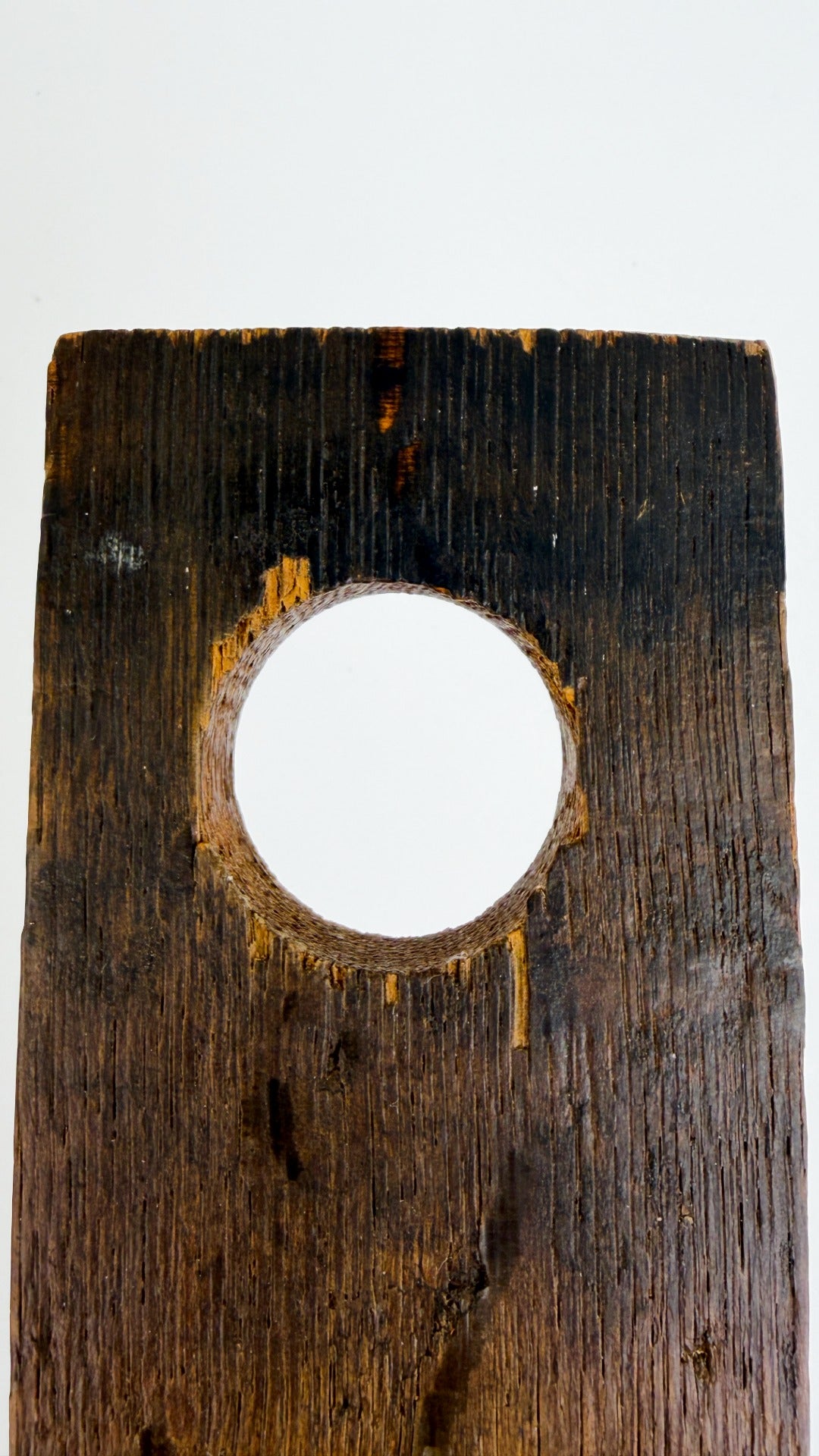 Dreibein-Hocker mit geflochtenem Sitz von Audoux & Minet