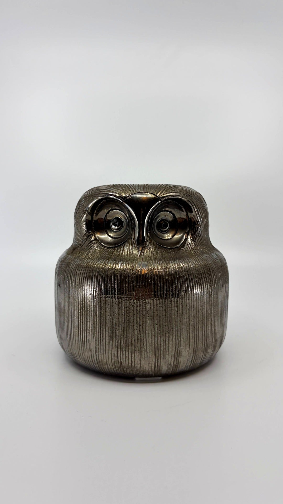 Ceramic owl by Aldo Landi