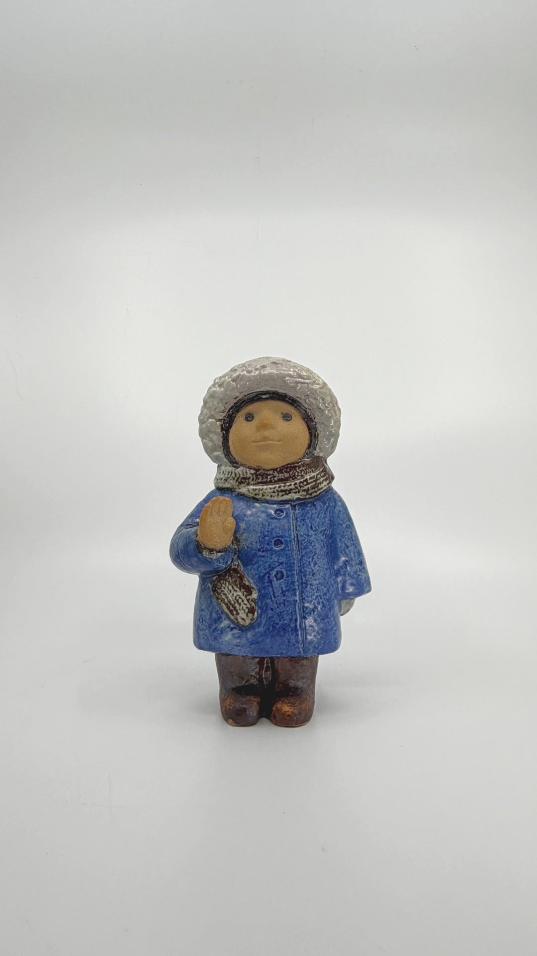 Keramikfigur Four Years Old von Lisa Larson