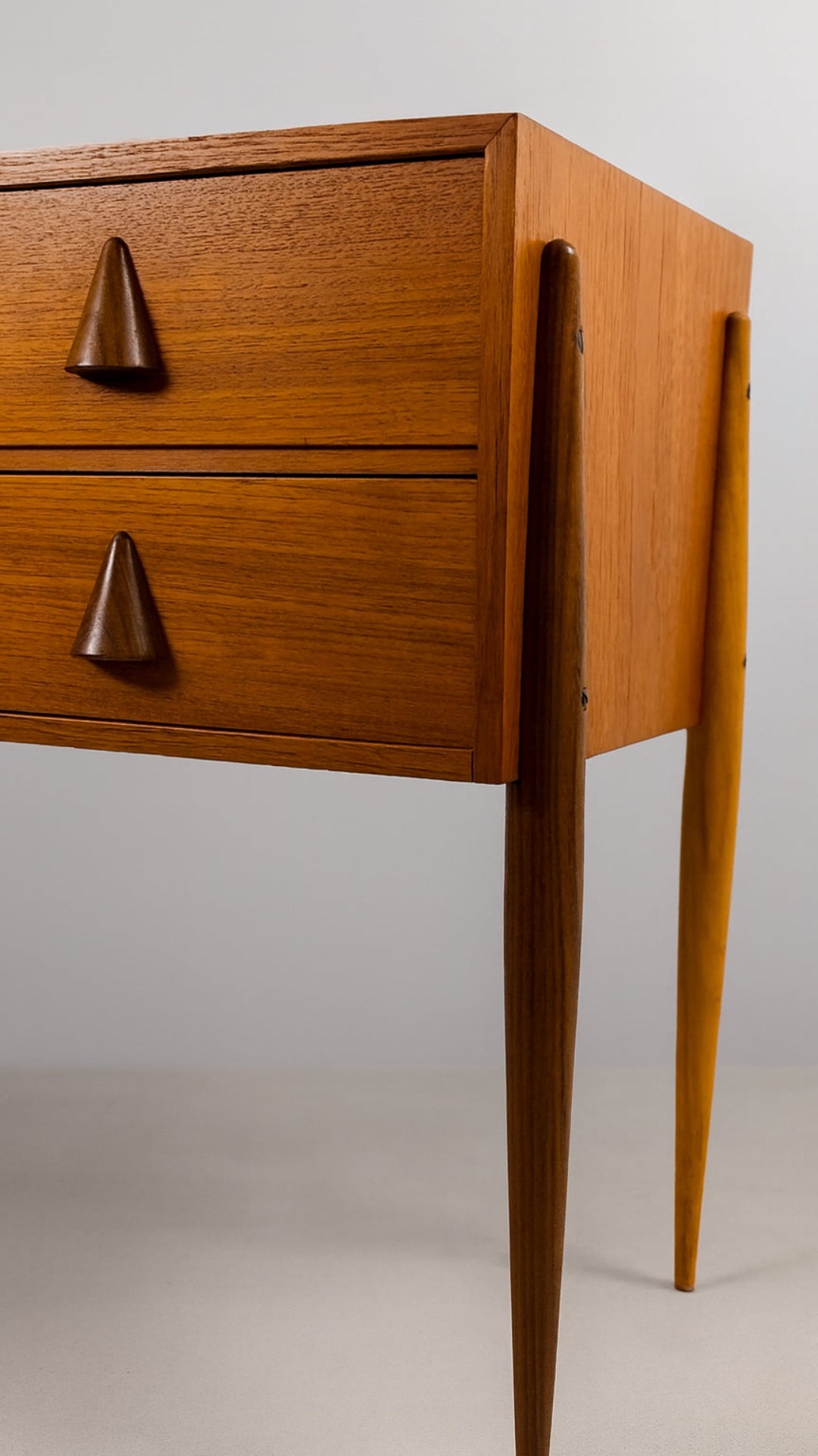 Sideboard M224 von Heinrich Vogt