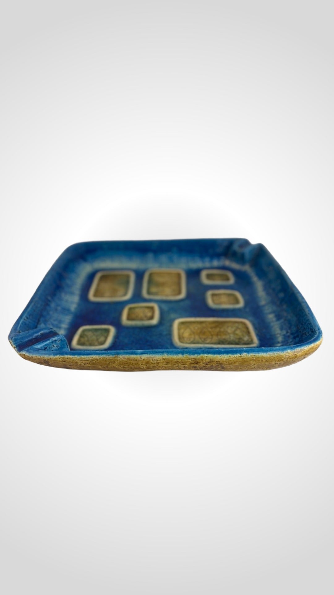 Ceramic bowl by Aldo Londi